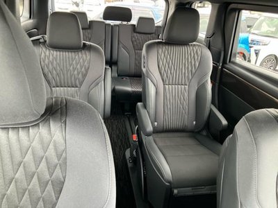 2023 Toyota ALPHARD thumbnail 76