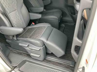 2023 Toyota ALPHARD thumbnail 57