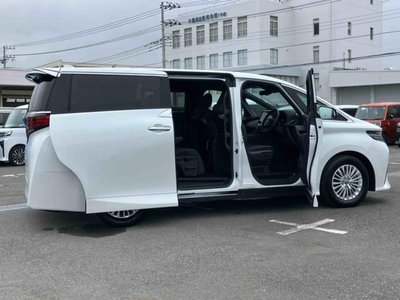 2023 Toyota ALPHARD thumbnail 25