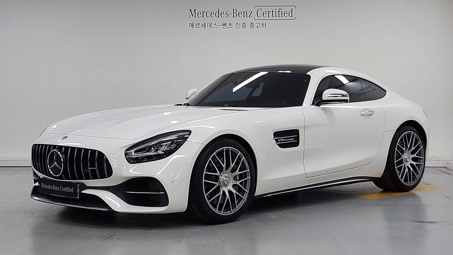 MERCEDES-BENZ GT AMG - View 1