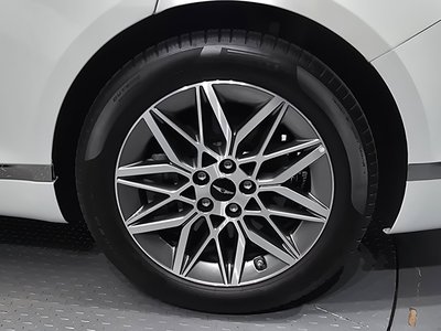 2025 Genesis G80 (RG3) 照片 8
