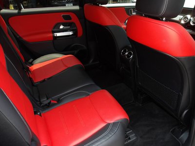 2024 Mercedes-BENZ GLB thumbnail 42