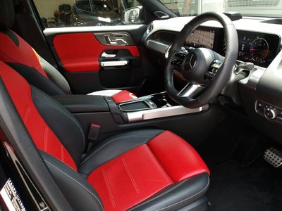 MERCEDES-BENZ GLB - 4