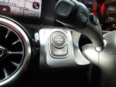 2024 Mercedes-BENZ GLB thumbnail 61