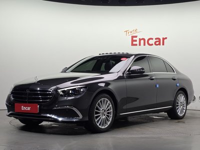2022 Mercedes-BENZ E-CLASS — фото 1