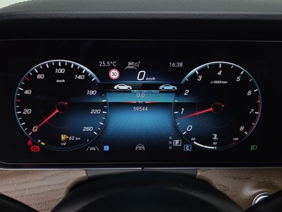 2022 Mercedes-BENZ E-CLASS — миниатюра 11