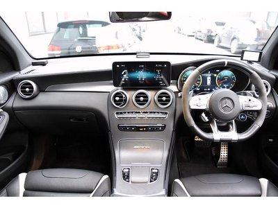 MERCEDES-BENZ GLC AMG - 10