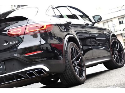 MERCEDES-BENZ GLC AMG - 9