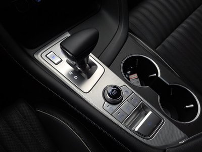 2023 Genesis THE NEW G70 — миниатюра 12