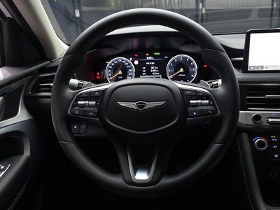 2023 Genesis THE NEW G70 — миниатюра 19