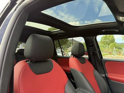 MERCEDES-BENZ GLB - 6