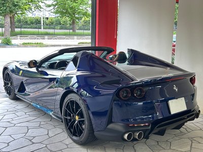 صورة 4 لـ 2022 Ferrari 812 GTS