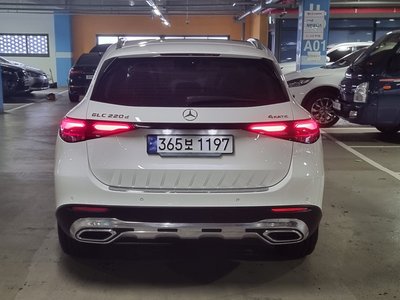MERCEDES-BENZ GLC - 3