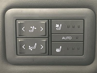 2023 Toyota ALPHARD thumbnail 28