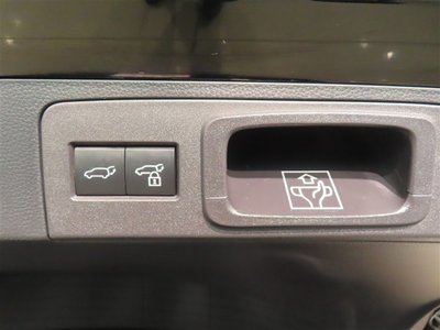 صورة مصغرة 32 لـ 2023 Toyota CROWN SPORT