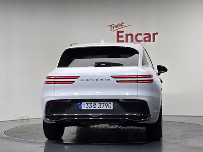 صورة 4 لـ 2026 Genesis GV70