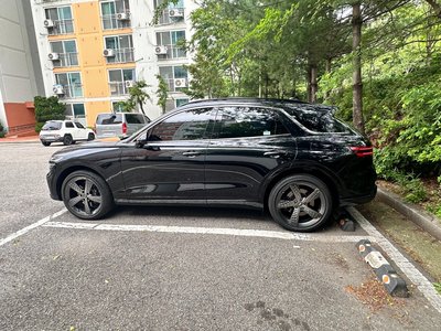 2023 Genesis GV70 photo 5