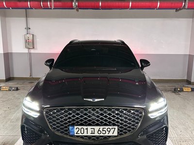 2023 Genesis GV70 photo 1