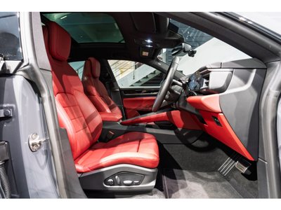 PORSCHE MACAN - 3