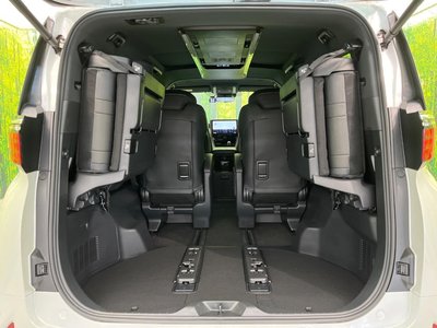 2023 Toyota ALPHARD thumbnail 11