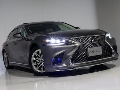 LEXUS LS - 6