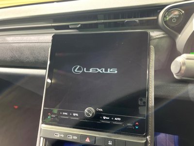 2025 Lexus LBX 照片 3