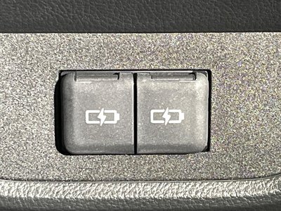 صورة مصغرة 40 لـ 2025 Lexus LBX