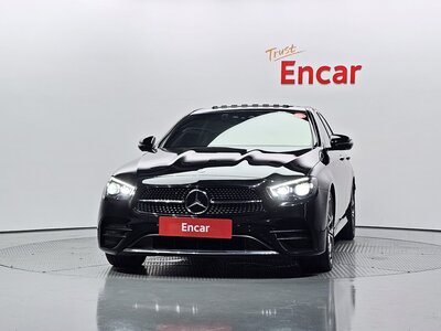 MERCEDES-BENZ E-CLASS - 2