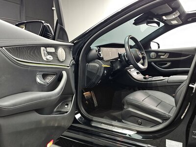 MERCEDES-BENZ E-CLASS - 10