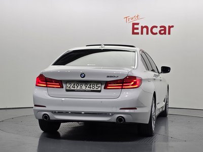 BMW 5 SERIES - 4