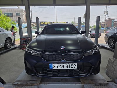 BMW 3 SERIES - 4