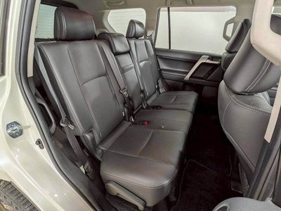 TOYOTA LAND CRUISER PRADO - 6