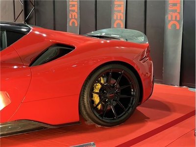FERRARI SF90 - 4