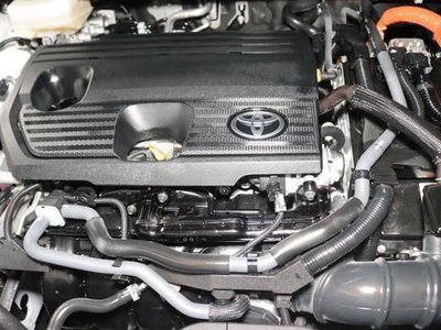 TOYOTA CROWN SPORT - 4