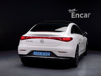 MERCEDES-BENZ EQE - 3