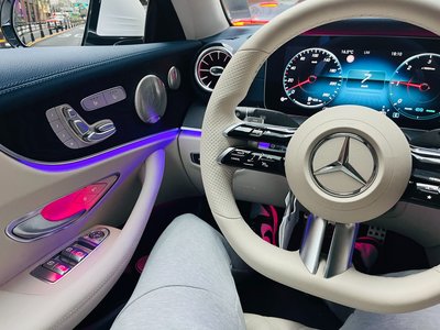 MERCEDES-BENZ E-CLASS - 9