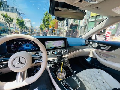 MERCEDES-BENZ E-CLASS - 3