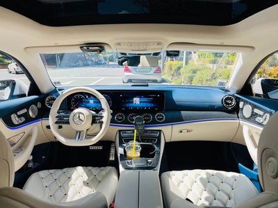 MERCEDES-BENZ E-CLASS - 6