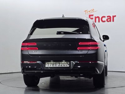 GENESIS GV80 - 3
