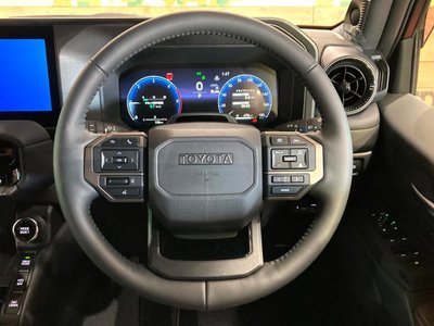 TOYOTA LAND CRUISER 250 - 7