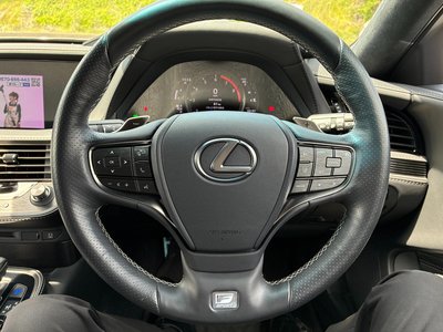 2018 Lexus LS — миниатюра 37