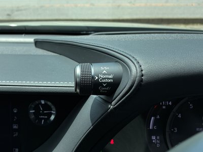2018 Lexus LS — миниатюра 45