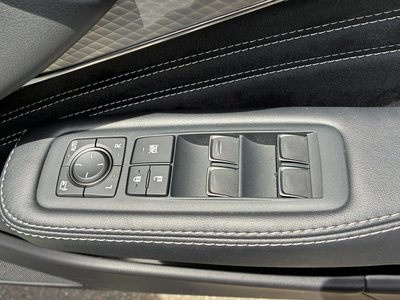 2018 Lexus LS — миниатюра 29