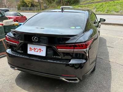 LEXUS LS - 6
