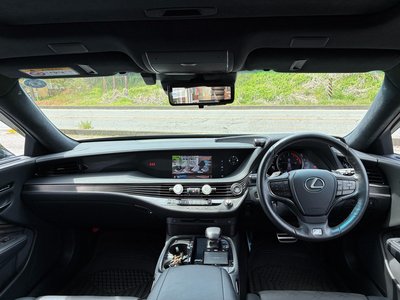 2018 Lexus LS — миниатюра 20