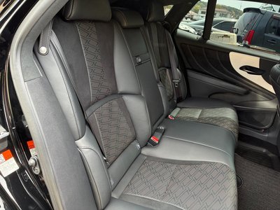 2018 Lexus LS — миниатюра 17
