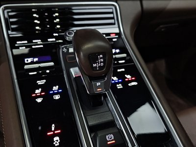 PORSCHE PANAMERA - 9
