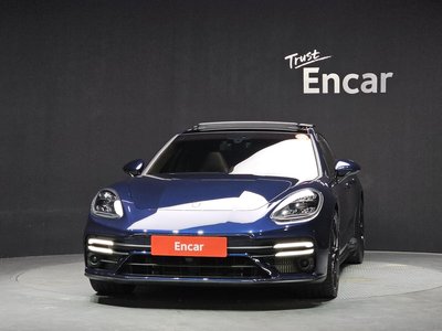 PORSCHE PANAMERA - 2