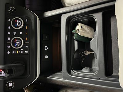 2023 LAND Rover DEFENDER 缩略图 13