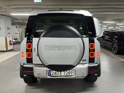 LAND ROVER DEFENDER - 3